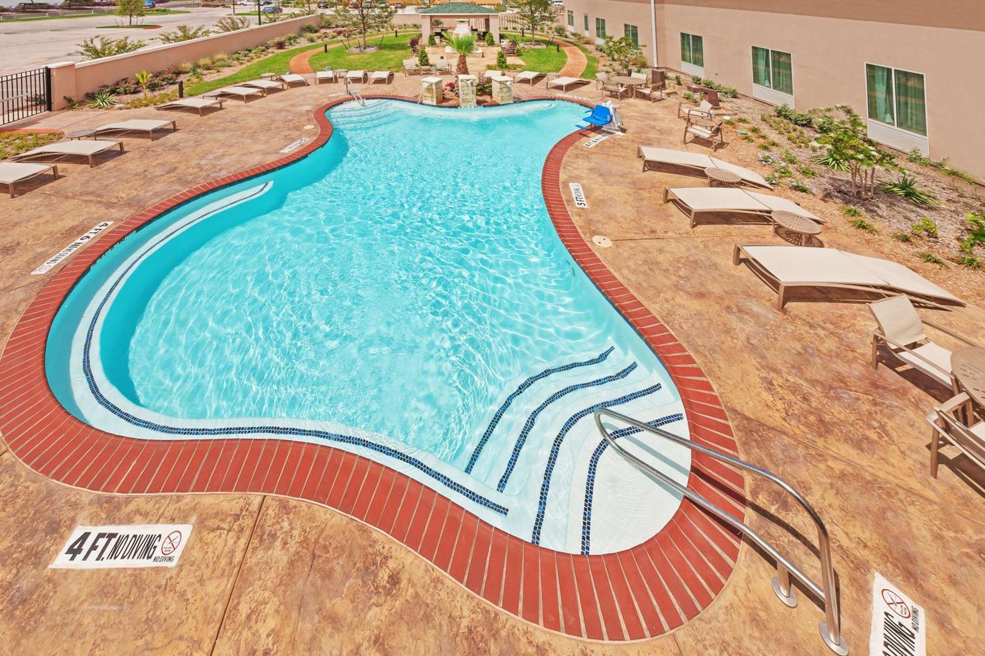 Hilton Garden Inn מידלנד מראה חיצוני תמונה
