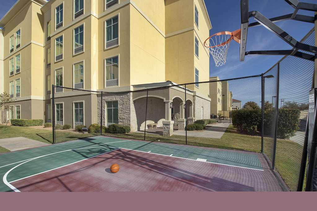 Hilton Garden Inn מידלנד מתקנים תמונה